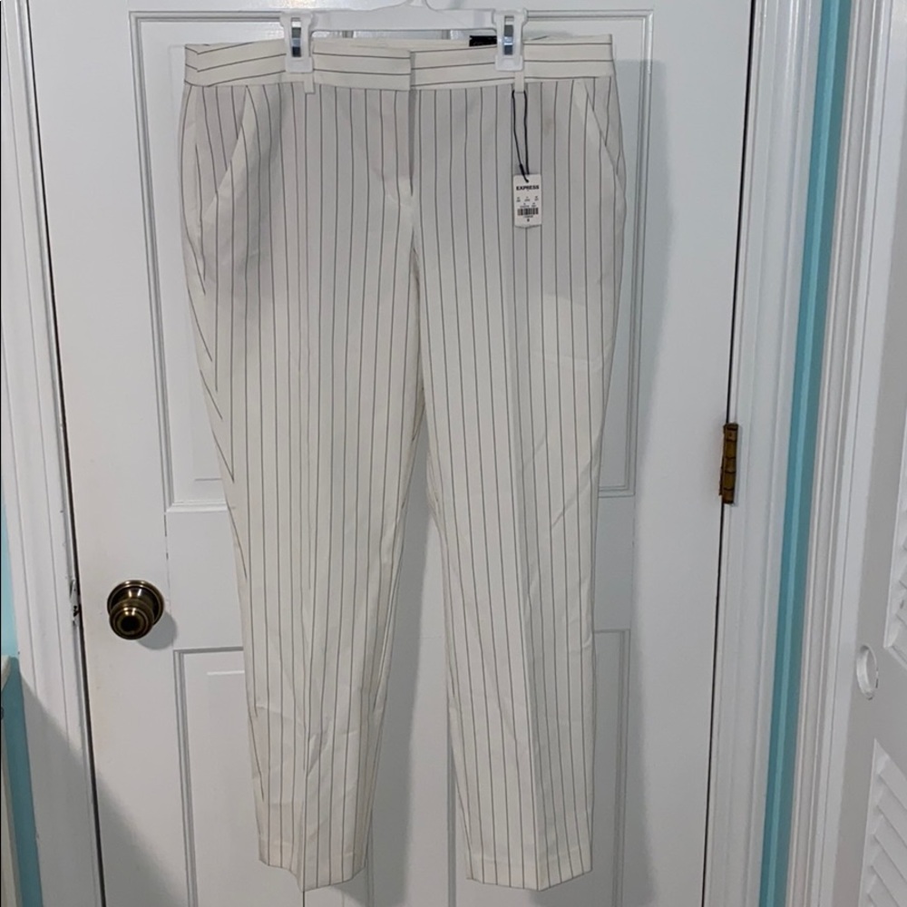 Express White Mid Rise Ankle Pants, Size 12 - New!